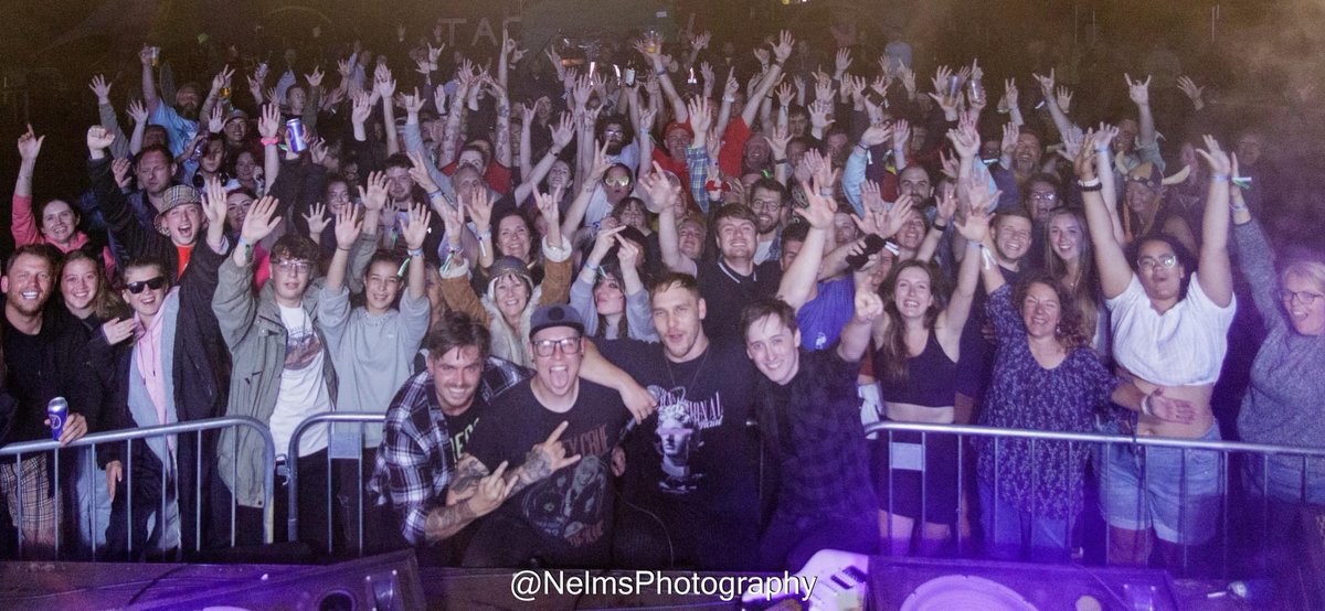 Great time headlining <a href="/WyeFloat/">WYE FLOAT</a> festival last Saturday! Thanks for having us on! 🐙

📸- @nelmsphotography