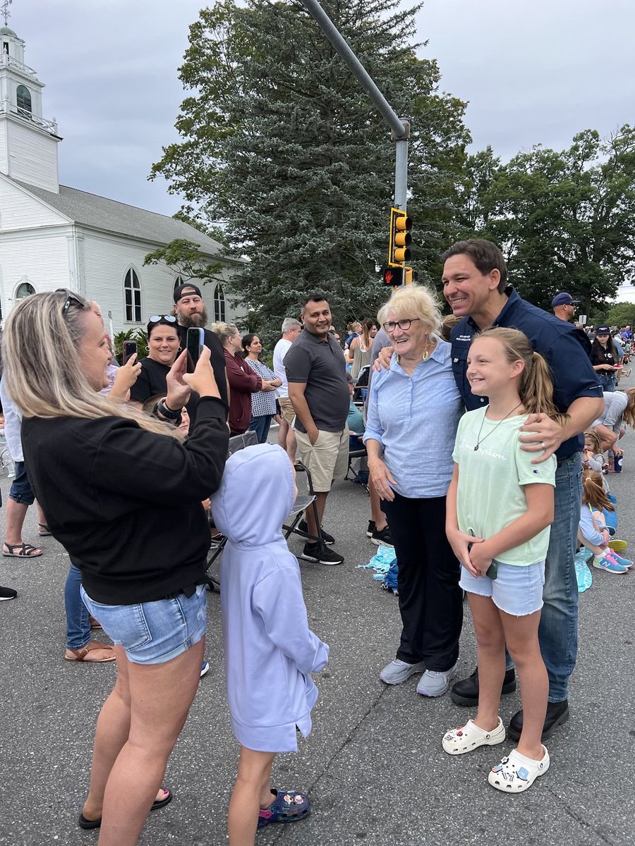 Thank you to all the Granite Staters who came out to show their support today at the Londonderry Old Home Day Parade! We are on a mission to defeat Joe Biden in 2024 — there will be no excuses, we will get the job done.