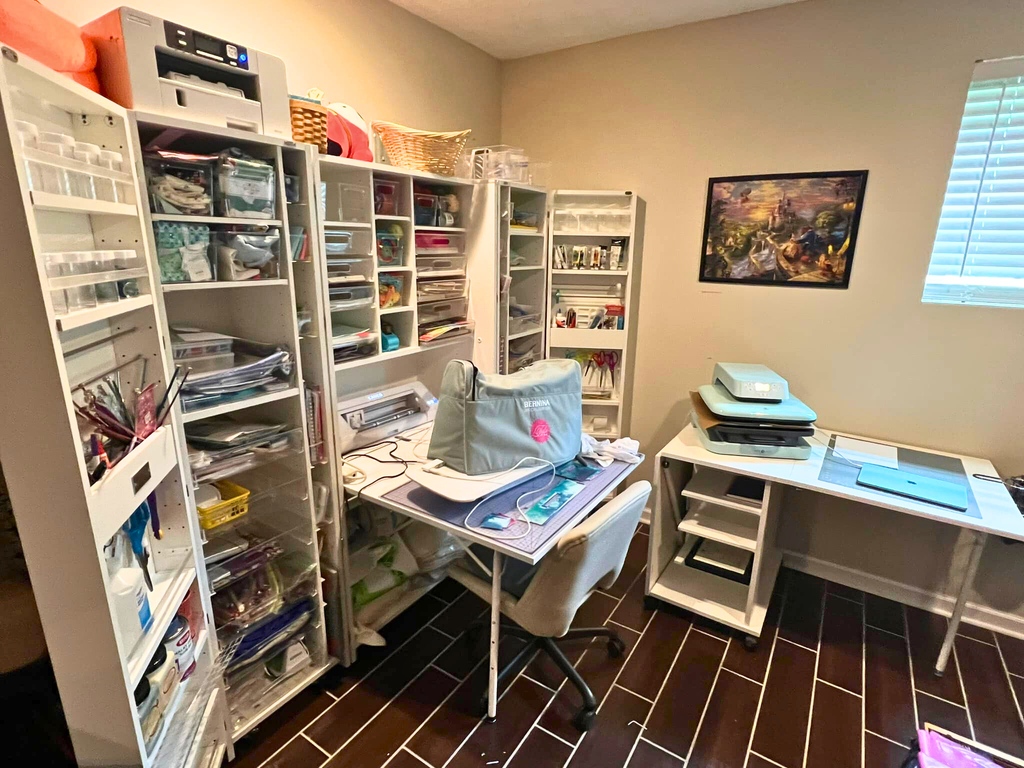 Create Room tweet media