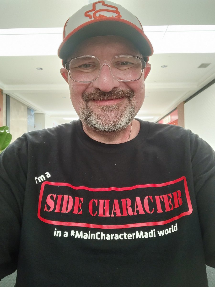 PintoBW's tweet image. Repping the Champ @Madi_Wrenkowski  #sidecharacter