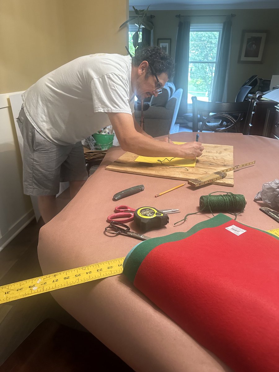 When you recruit your husband to help make things for your school bulletin board. #HolmesHawks #OakPark97