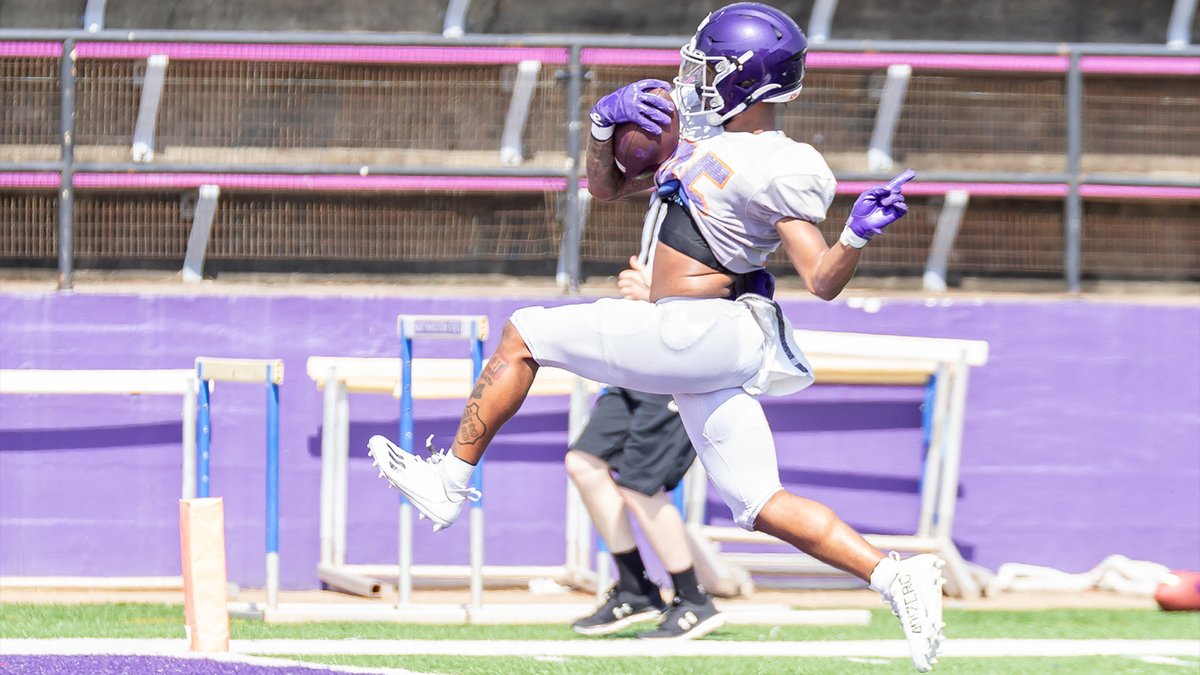 The second scrimmage of camp looked a lot like the first -- and that's a good thing. 📄bit.ly/3skwITL #ForkEm
