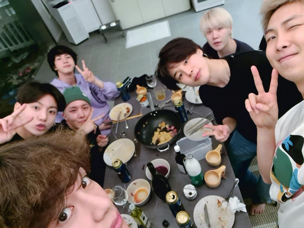 daily bts comfort ♡ tweet media