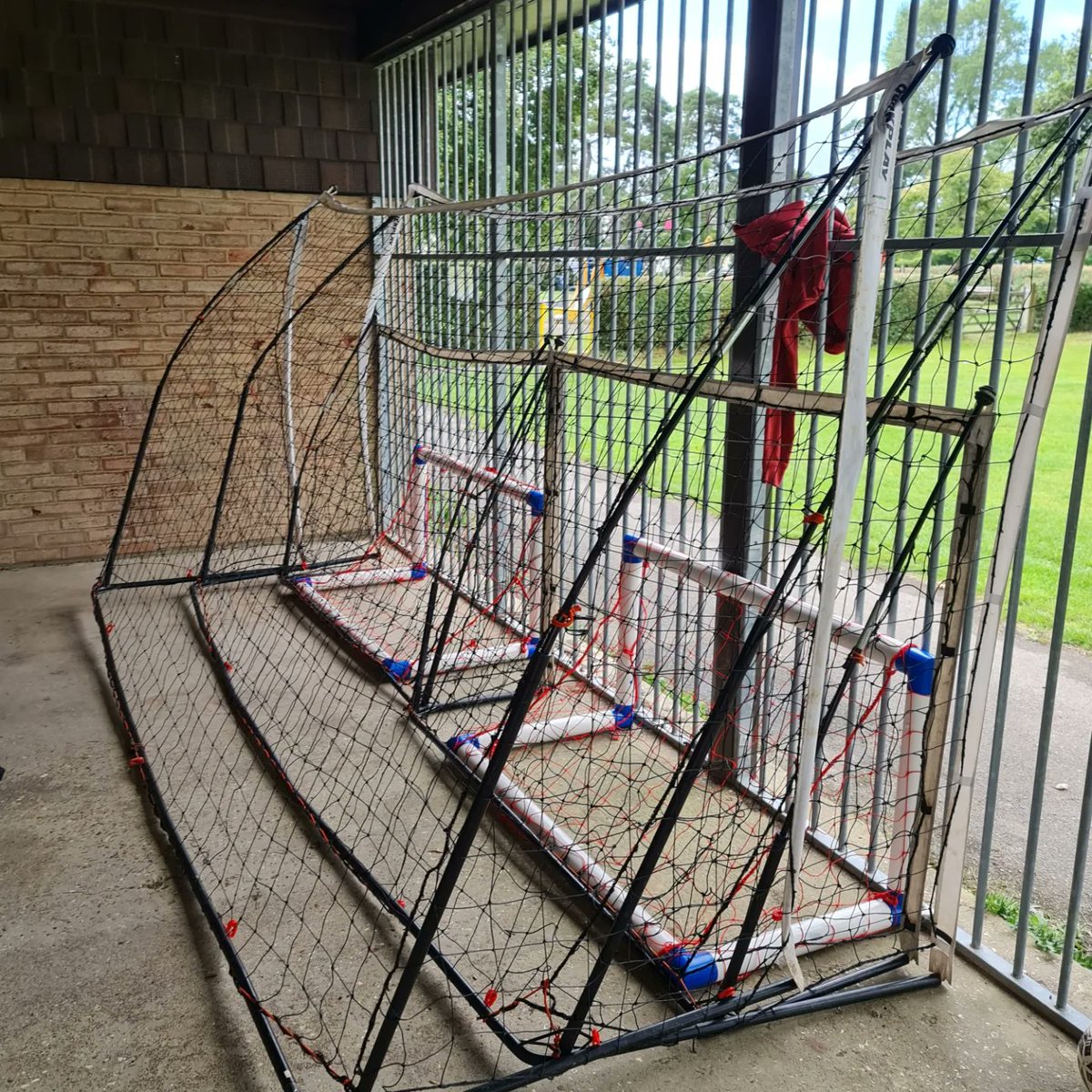 Sorting all the equipment and goals out today. Think Terry and Neil was struggling but luckily they had Stan the Man to help them out. He's got you guys don't worry 😉
Season is nearly here!!! 
#ifc #grassroots #goals #excitingtimes