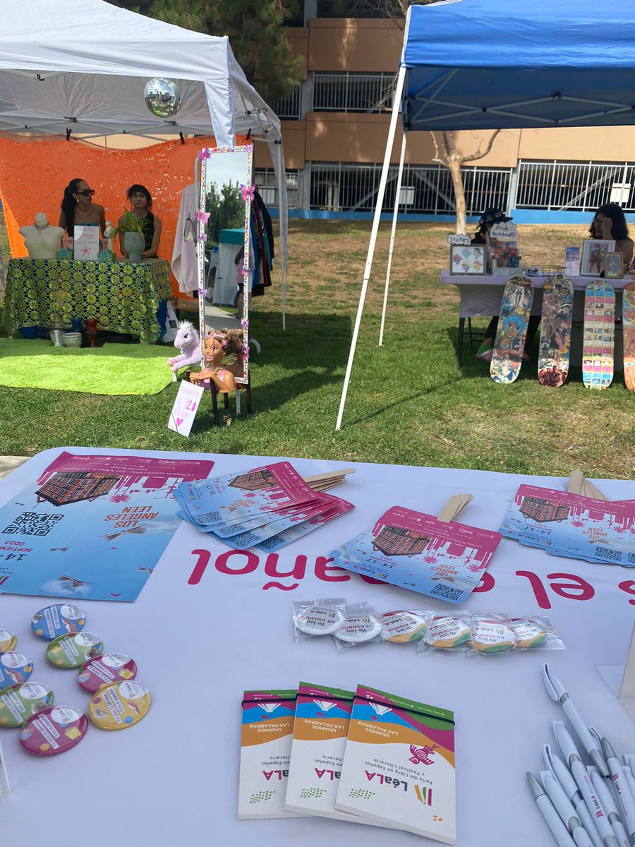 FestivalLeala's tweet photo. ¡Saludos desde The Queer Mercado en East LA Civic Center! 🌈📚

LéaLA abre sus puertas con amor y respeto, queremos celebrar la diversidad y fortaleza de la comunidad LGBTQ+ en un espacio inclusivo y seguro donde todos son bienvenidos. ✨ 🏳‍🌈

#LéaLA #rumboléala2023 #queerla https://t.co/Dc1zau0tbl