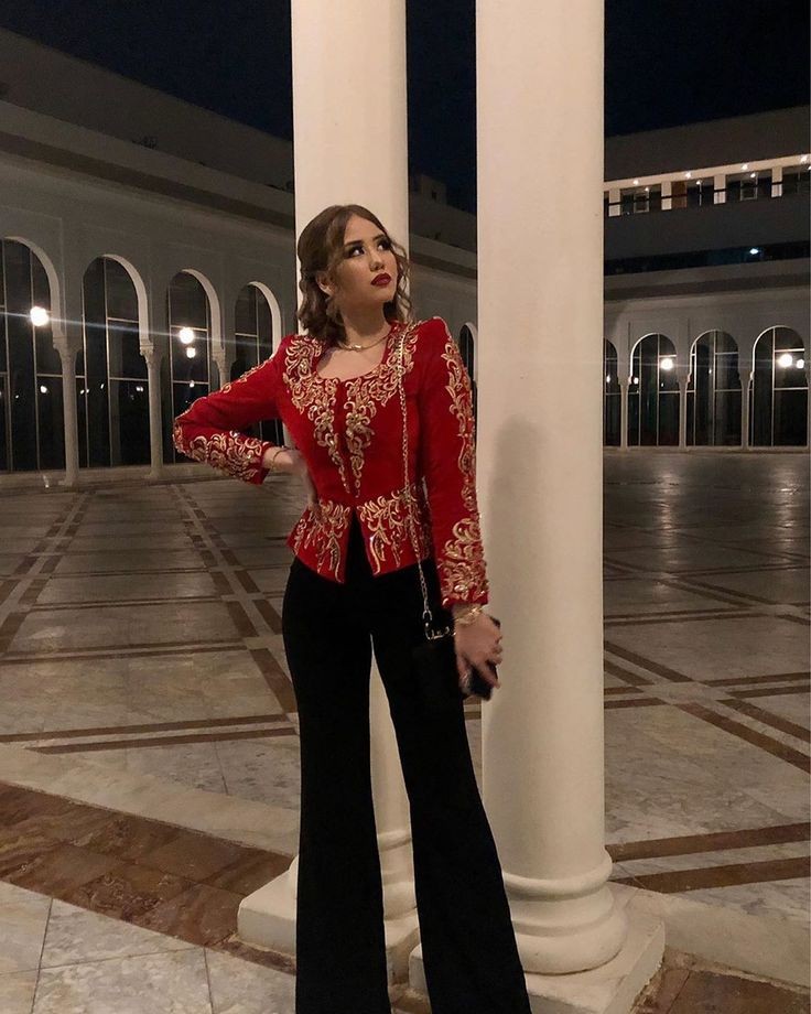 Djazairia213_'s tweet photo. Algerian dress ✨ 🇩🇿 https://t.co/xvoOLFdz7A