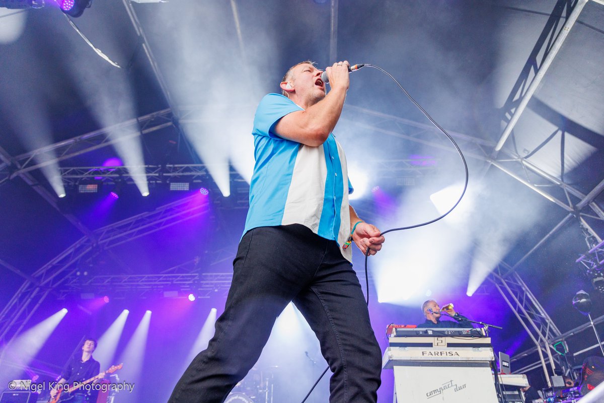 NigelKingPhotos's tweet photo. .@inspiralsband on the @Confetti_ICT stage at @splendourfest Day 2 in #Nottingham.

For @LeftLion .

#LiveMusicPhotography #GigPhotography #musicphotography #musicphotographer #NottinghamPhotographer #Nottingham #SplendourFest  #festivals #festivalphotography https://t.co/1ZDmFDtpcY