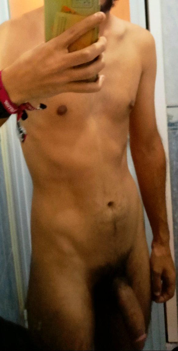 karim19twink's tweet photo. Jugamos? #sex #sexy #man #men #gay #dick https://t.co/Qq6GgF9NvK