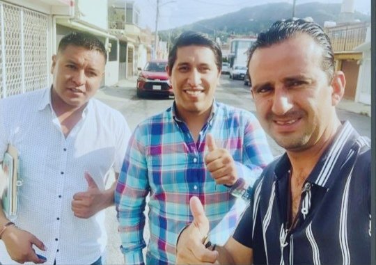 Charlychaly06's tweet image. Individualmente, somos una gota. Juntos formamos un océano. Con todo menos con miedo equipo 👍🤜 
 *#AlfredoDelMazo*
*#Toluca*
*#Distrito34*