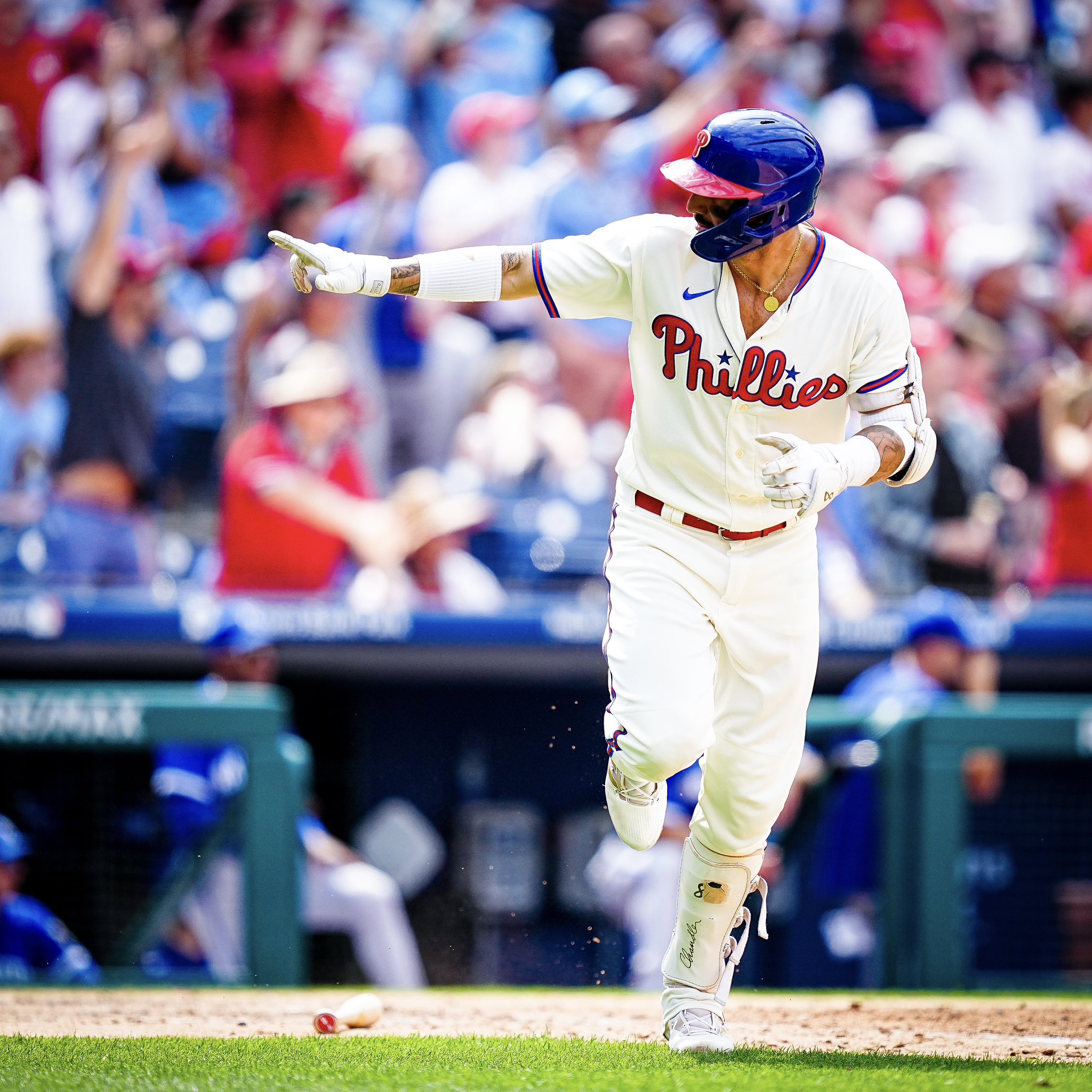 cream phillies jersey