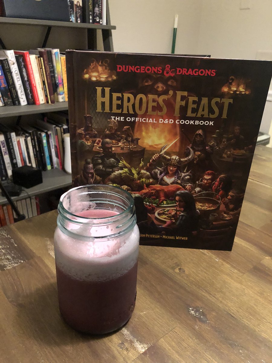 Hillary Lenora tweet media