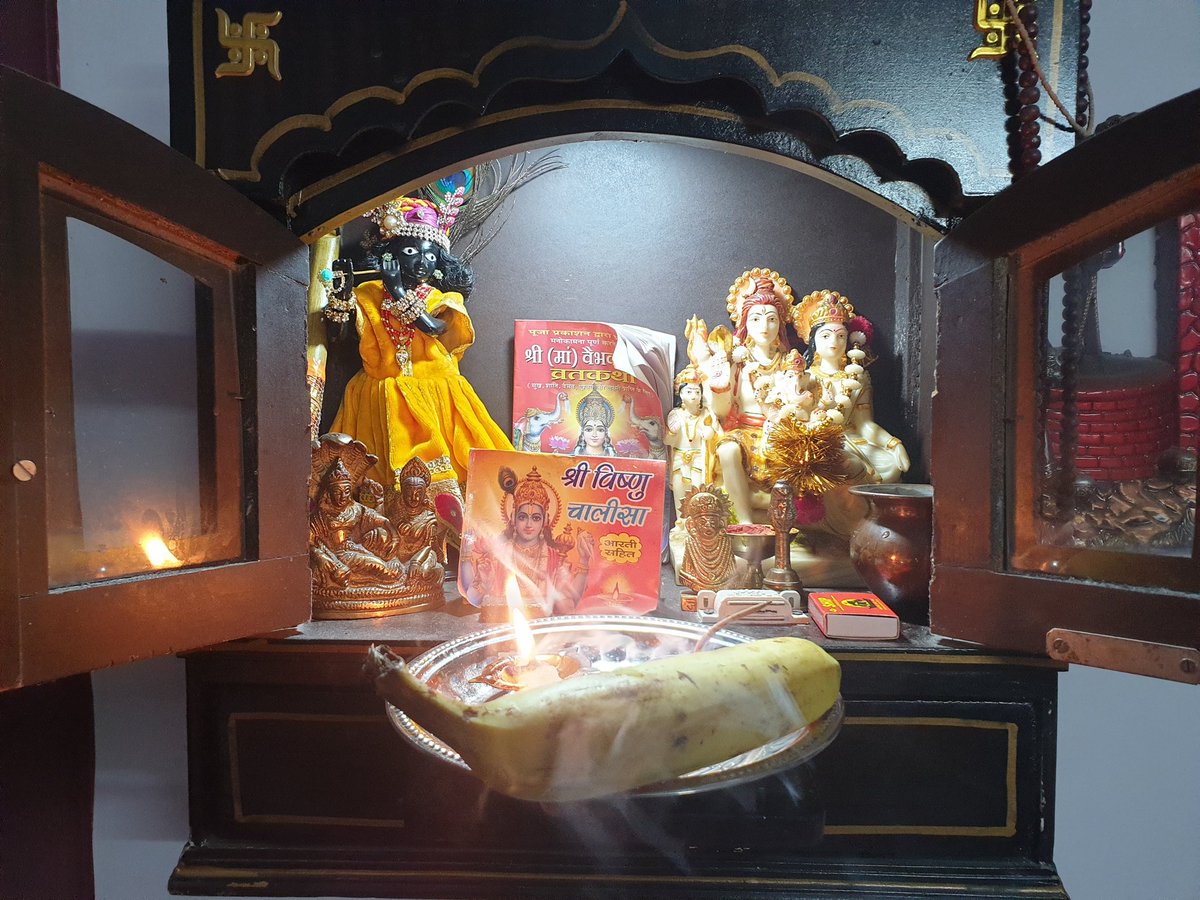 OfficeOfJeet's tweet photo. मेरे लिए रविवार हो या सोमवार सुबह की पूजा तो छः बजे से पहले करनी ही है ऐसी कृपा भगवान श्री हरि सब पर बनाए ❤🙏
🕉 नमों भगवते वासुदेवाय नमः ❤🙏
श्री हरि श्री हरि 🙏

#JeetpalYadav #RahulGandhi https://t.co/bi2ZV1dL2B