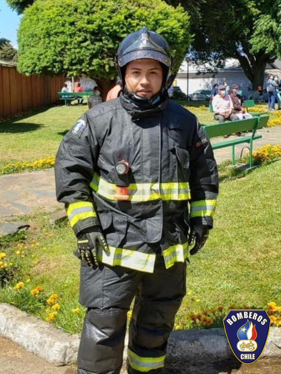 #Condolencias
Enviamos nuestras sinceras Condolencias al Cuerpo de Bomberos de Cañete por el lamentable suceso ocurrido esta tarde.
Extendemos nuestras fuerzas a la familia y 5ª Compañía por la partida del Vol. Activo Joaquín Peña Maril Q.E.P.D.
<a href="/BomberosCanete/">Cuerpo de Bomberos Cañete</a> <a href="/BomberosdeChile/">Bomberos de Chile</a>