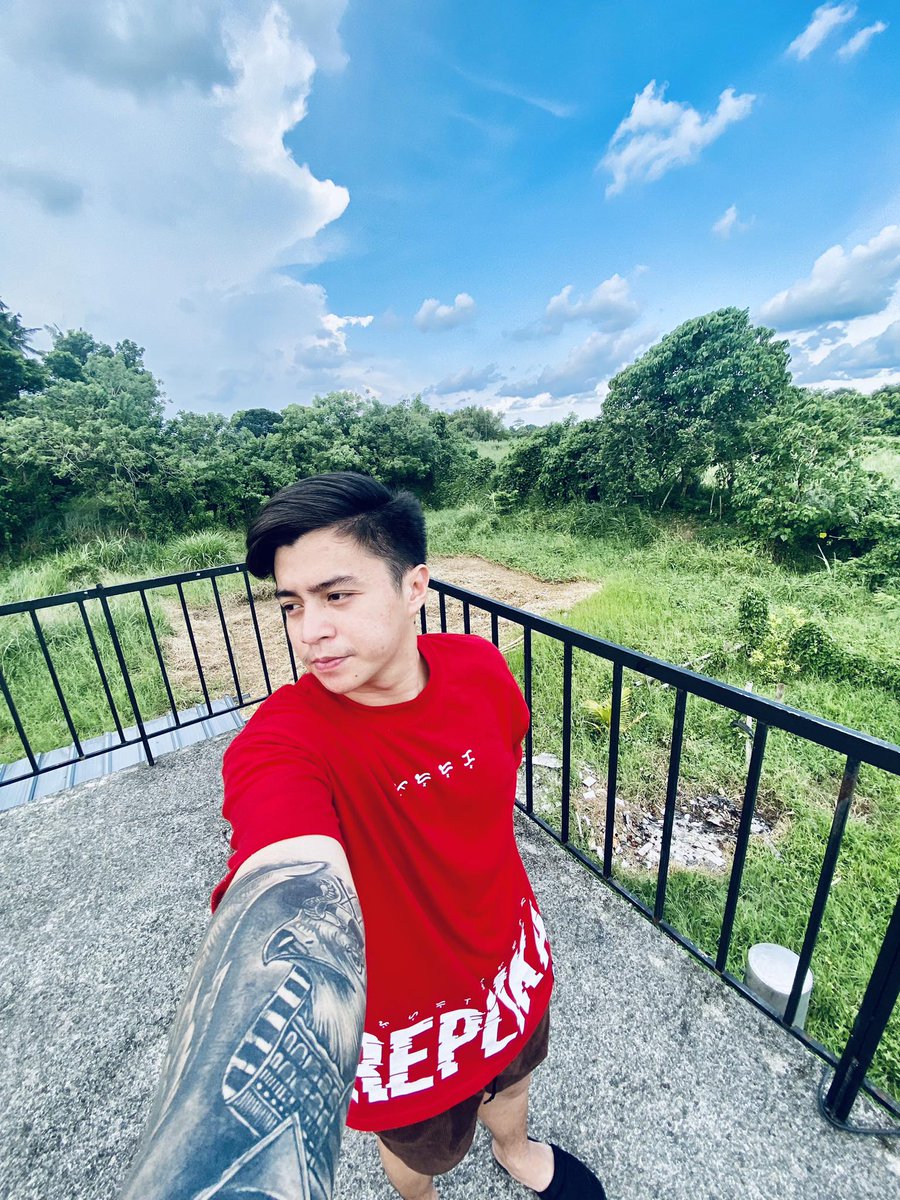 larence008's tweet image. back to work. pamassage na kayo
@gphoenixmorato