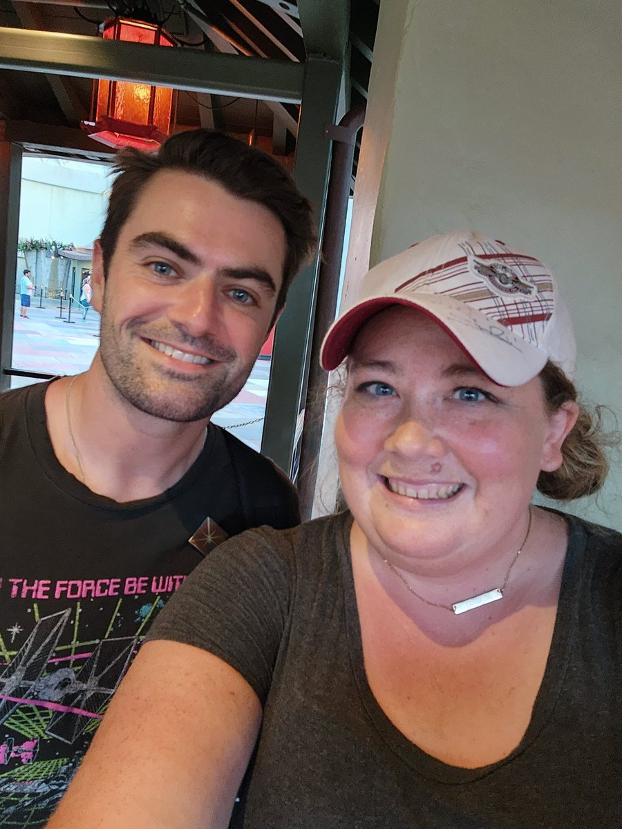 IndyCarTeach's tweet photo. Imagine my surprise when I looked in line at Hollywood Studios and see this @IndyCar driver. Was a perfect way to end a magical day! Thank you @jack_harvey93 for letting me interrupt your family vaca for just a few moments. #GoJackGo #IndyCar #Disney https://t.co/mmPanyT4rF