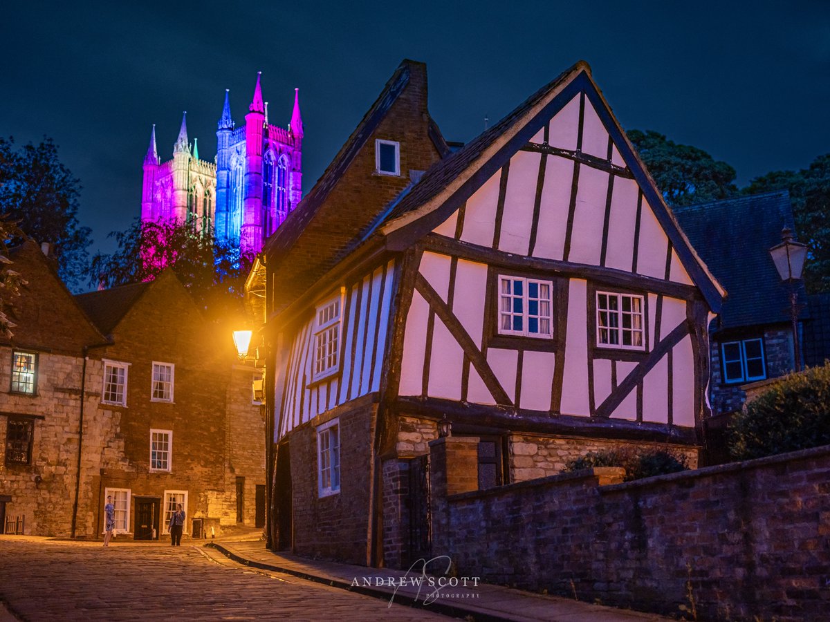 Lincoln Cathedral this evening - lit in the colours of the 🌈 for #Pride2023 

#lincolnpride #pridemonth #pride