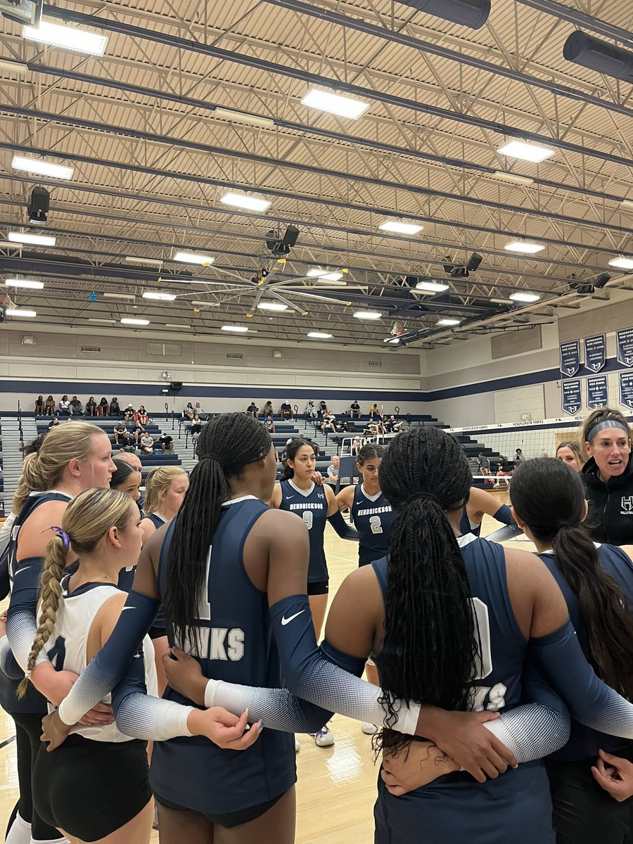 HHSHawkVball's tweet photo. Going for GOLD!!! #hawkyeah #hawkaboutit #hawkitup https://t.co/Xr3jWFI0Ch