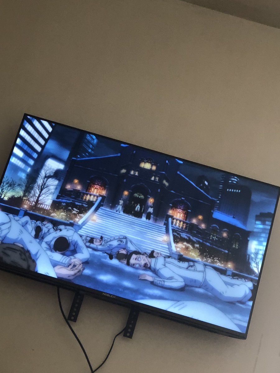 eduardo_neysker's tweet photo. Saquen plan , invitenme a algo que no quiero ver como tokyo revengers me deja picao pq aun no hay tercera temporada 😭 https://t.co/jNj8yTI4iu