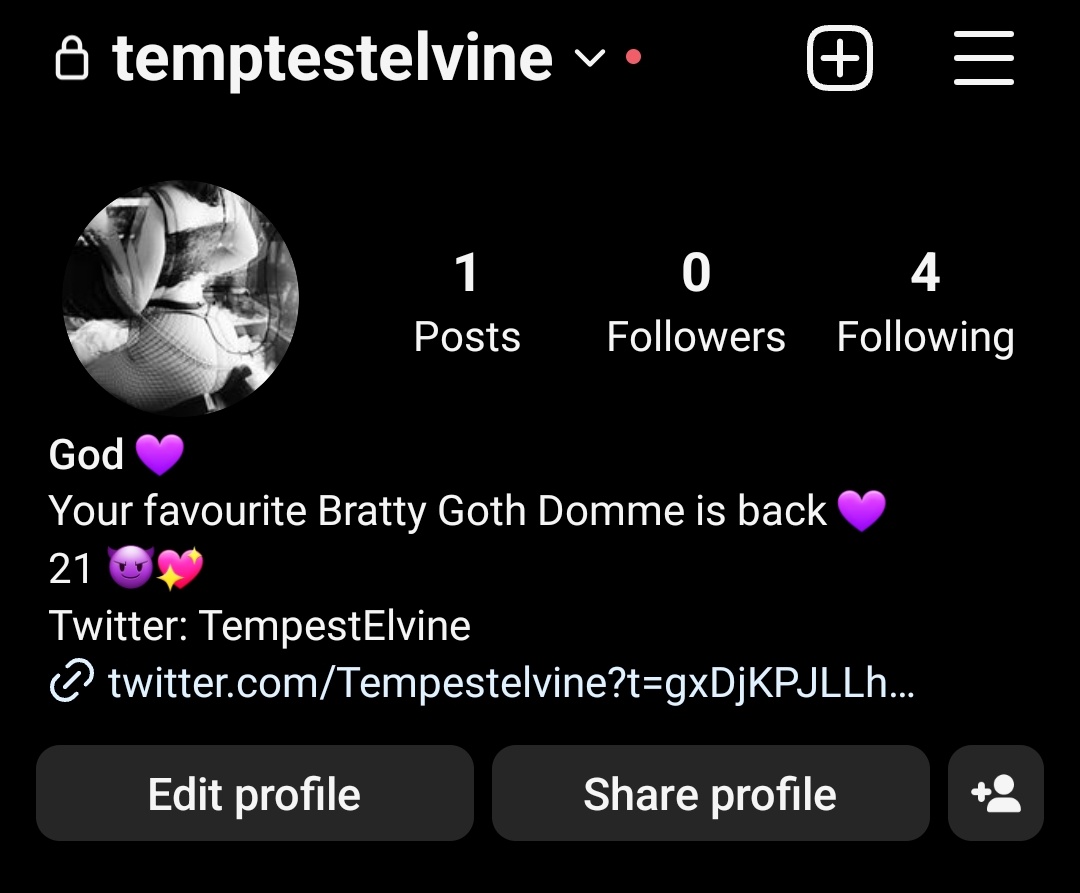 Tempestelvine's tweet photo. Free task: follow my new insta and comment how sexy i look. If not on IG then here. Hurry up pets. 
.
(Femdom femdomme domina dominatrix lewd nsfw nsfwtwt mommydom cbt finsub femdomsub betamale) https://t.co/POIwCDcHOI