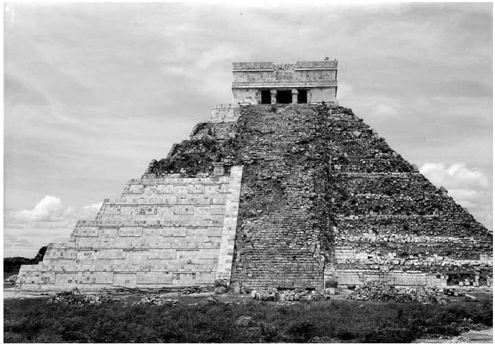 MC_Floh's tweet photo. @tlacochcalcatl_ @archaeologyart #El #Castillo (#Kukulkan)

#Chichen #Itza's Icon, restored in the early 20th c. (dilapidated condition &amp; lit. earth-covered)

But what is the true age of Chichen Itza? How many times was it restored before?
🧐🤔

The #Mayans weren't the original builders, but only the restorers. https://t.co/GJPTHb7xqB