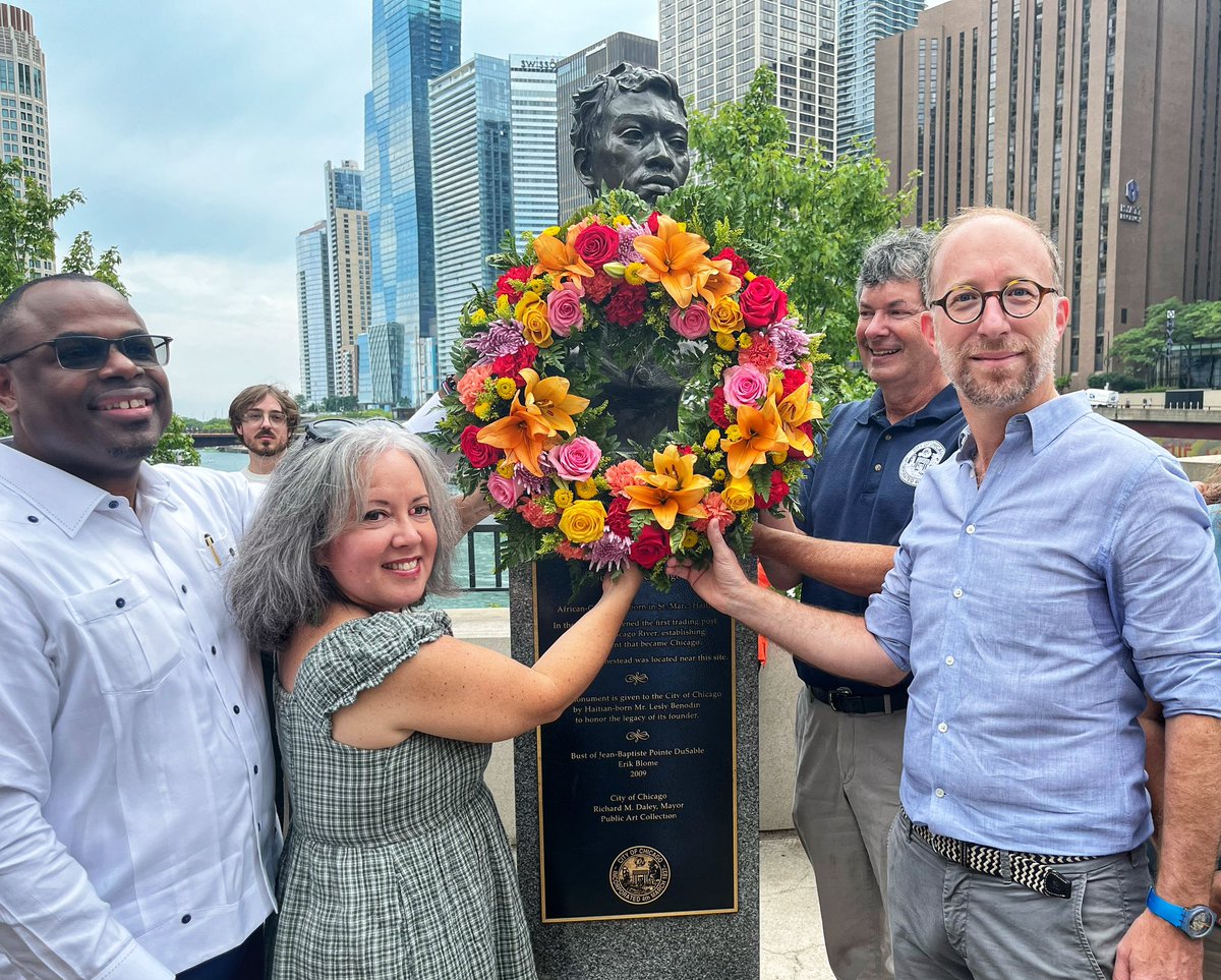 FranceinChicago's tweet photo. The 3rd Saturday of August is also taking place the annual #DuSable commemoration organized by @dhachicago. It was a meaningful ceremony highlighting the contribution of many communities to the history of #Chicago. https://t.co/iFzIbxXNdP