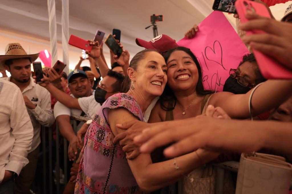 #LaMás cercana a la gente
Yo con Claudia Sheibaum 2024 ❤️