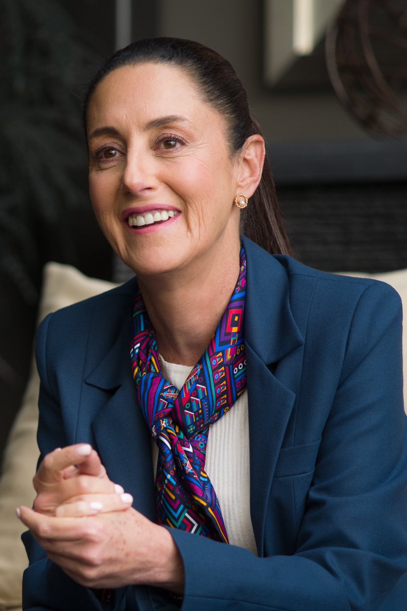 Le pese a quien le pese en Veracruz #EsClaudia eso es evidente. <a href="/Claudiashein/">Claudia Sheinbaum Pardo</a> en Veracruz tiene un gran respaldo y eso se reflejará el día de la encuesta! X q es #LaMás fregona, honesta, trabajadora, preparada, humilde y eso la hará una gran Coordinadora. #Claudiadores #ConTokio