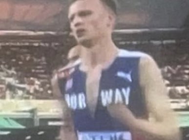 fluidathletics's tweet image. When Australians see something unbelievable  —