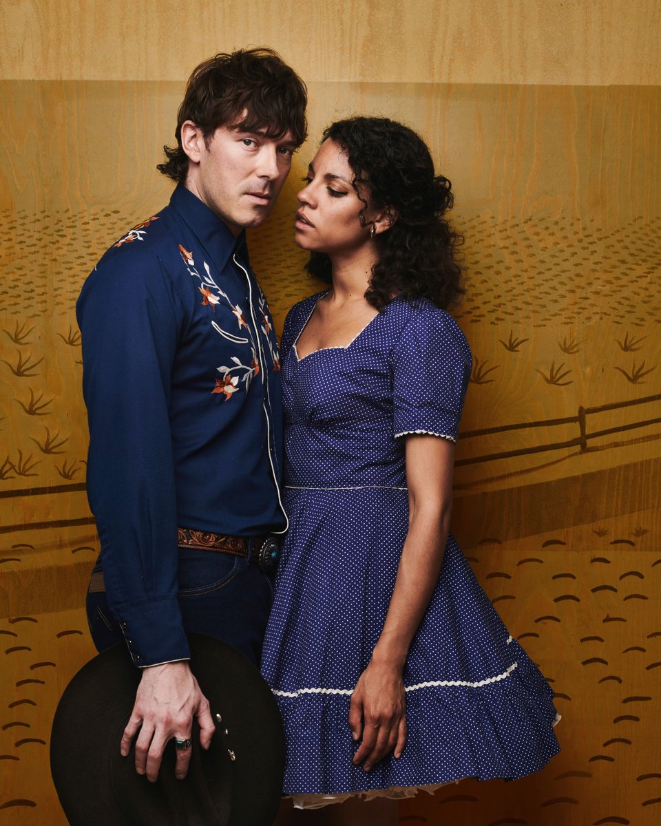 Chicks and ducks and geese better scurry... 👀🎶 Only two weeks left to see <a href="/OklahomaWestEnd/">Oklahoma West End</a> in London! 

Secure your tickets here: bit.ly/3Y46tMX #OK80