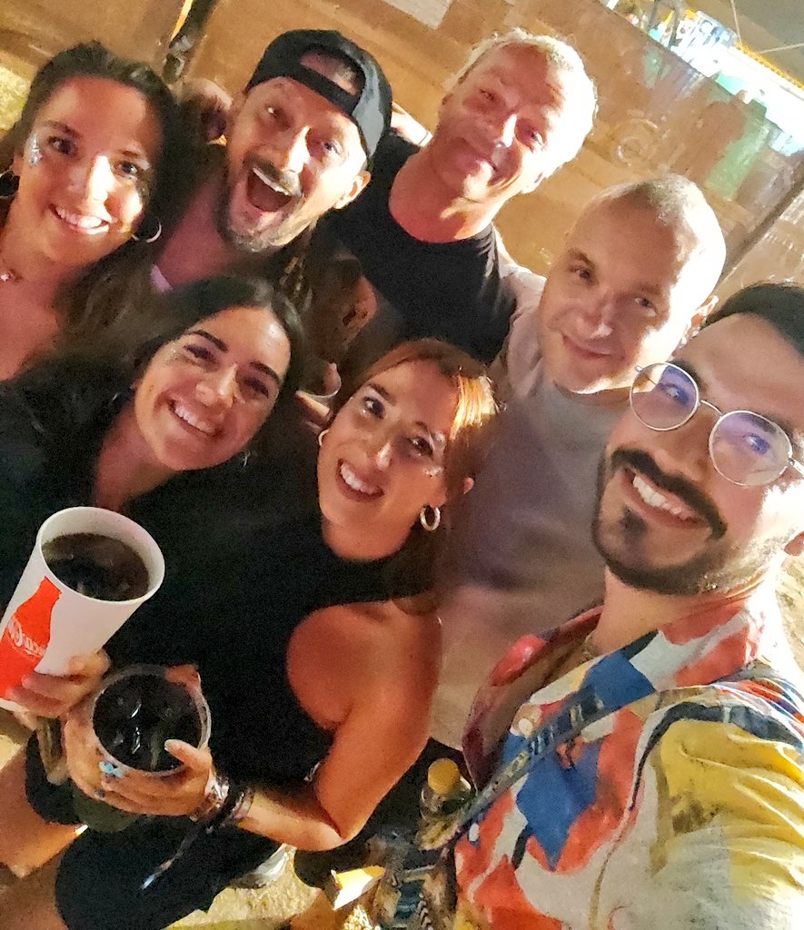 Mike_Bata's tweet photo. Tengo foto con DUBIOZA KOLEKTIV. 

Superad eso, zorras.

#DUBIOZAKOLEKTIV

✨✨✨✨✨✨ https://t.co/r7S3TXQYeC