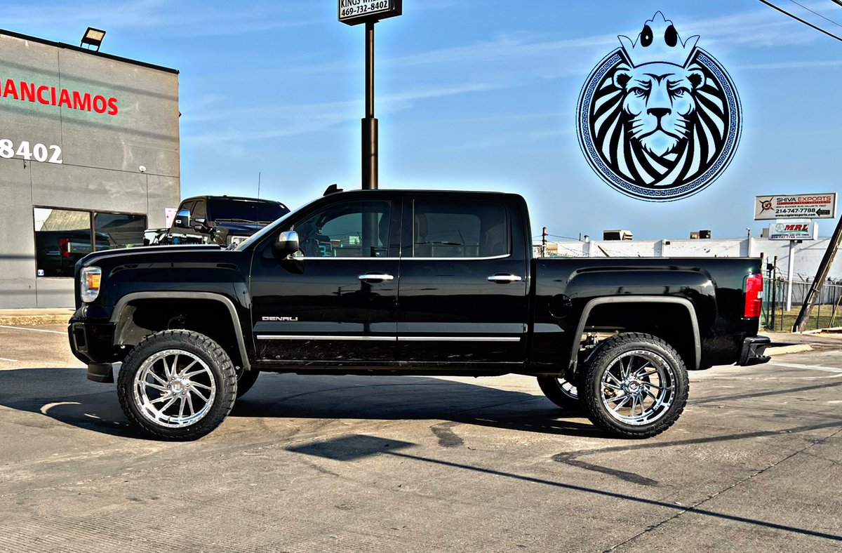 kingswheels2's tweet photo. 2018 GMC Sierra with 6” Rough Country lift, 24X12 HD PRO Forged Hornet, and all wrapped up in 35X12.50R24 Verstyre M/T!! #KingsWheels2 #SuspensionSpecialists #GMC #Sierra #RoughCountry #HDPROForged #Hornet #Versatyre #LiftedTrucks #Texas #Dallas #GreedyGrove #Buckner https://t.co/t8DjIeOjwf