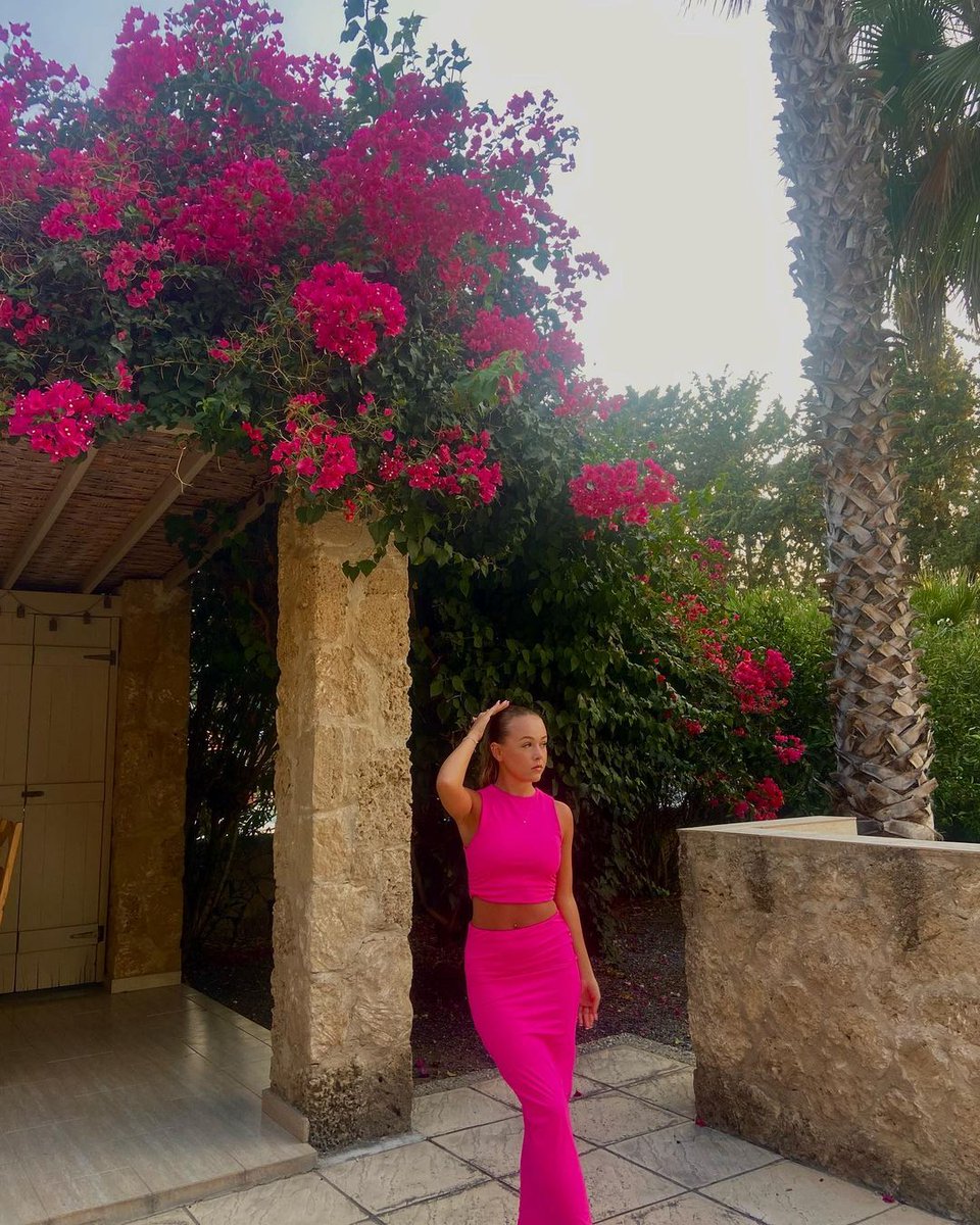 Ellie Dadd tweet media