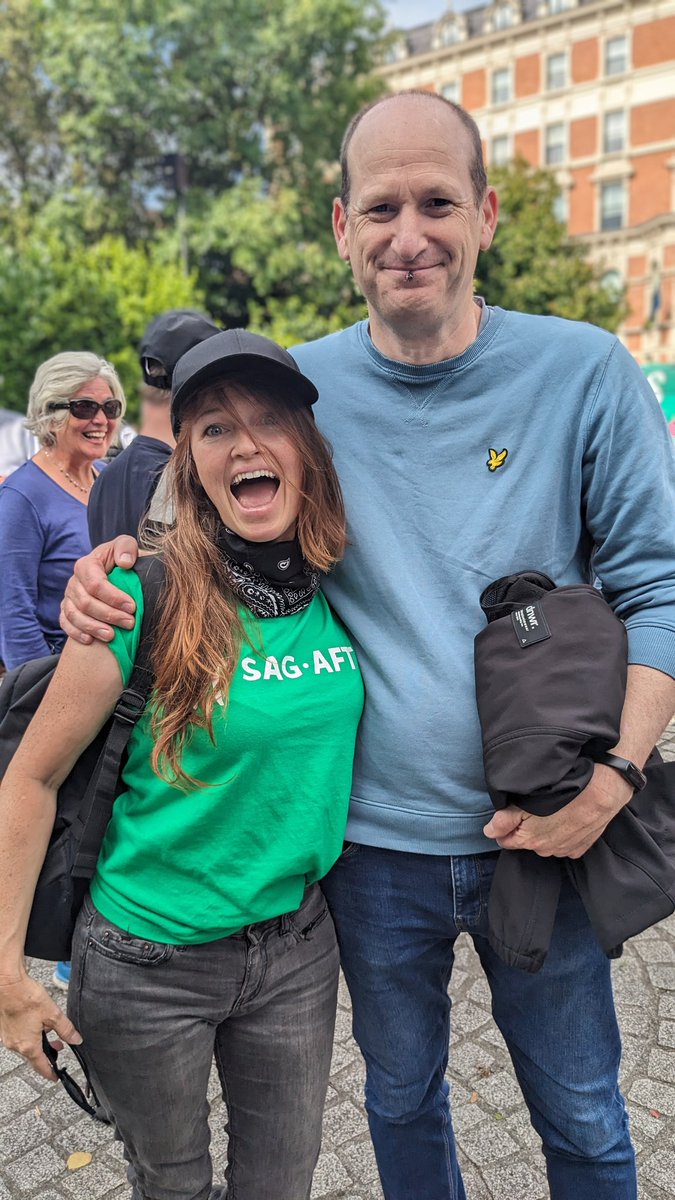 rachelrath's tweet photo. Wolfe Tone and unions @IrishEquity and @WritersGuildIRL stand in solidarity with #SAGAFTAstrike #WGAstrike Dublin today! #irish #ireland https://t.co/t5APyvSGIf