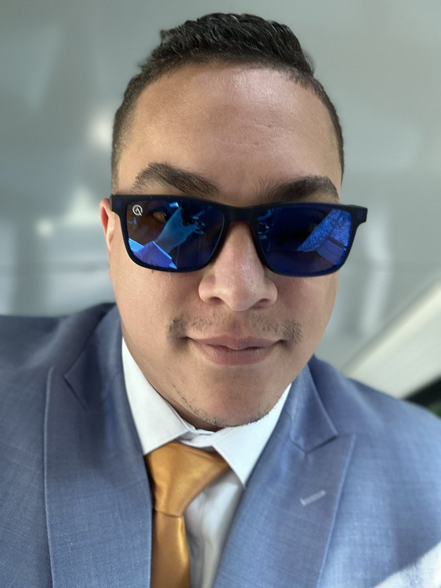 Wedding ready rocking the all blue everything 

<a href="/GamerAdvantage/">Gamer Advantage</a>