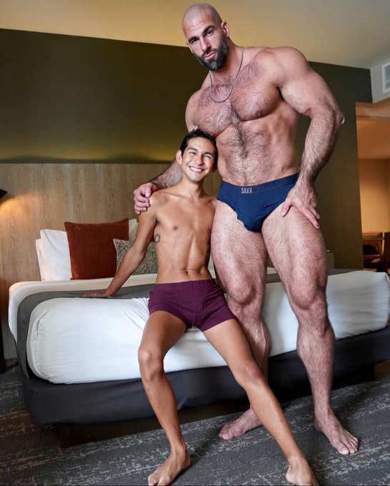 😂😂😂😂 https://t.co/zSyEFwo35P