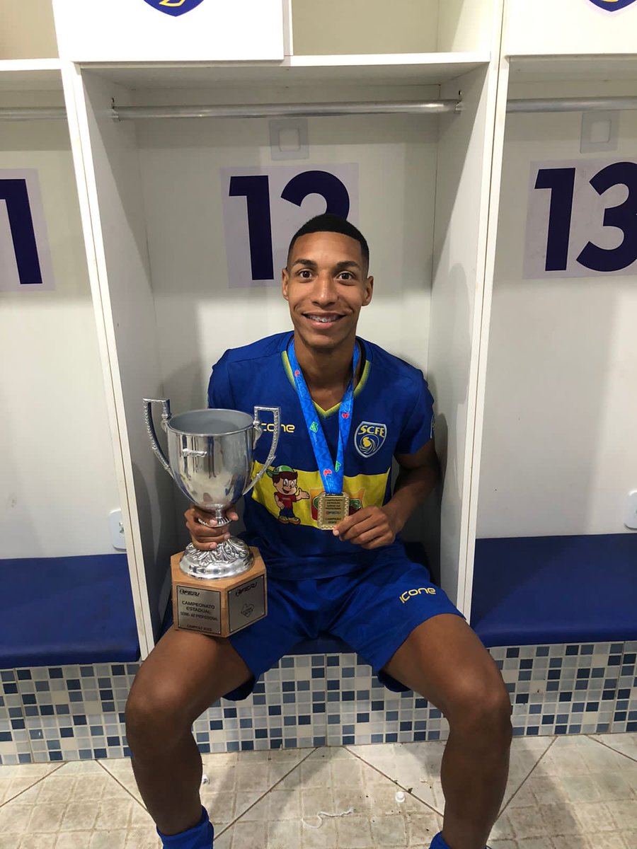 Alex_camilo98's tweet photo. CAMPEÃO CARIOCA Série A2 ( Inédito)
Desse dia Maravilhoso com a camisa do Sampaio Corrêa, 19/08/2023 primeiro sonho realizado do Ano! 🏆💙💛💪
#TudoNosso 🙅🏾‍♂ #Série A 🙏 https://t.co/jznXQpanb8