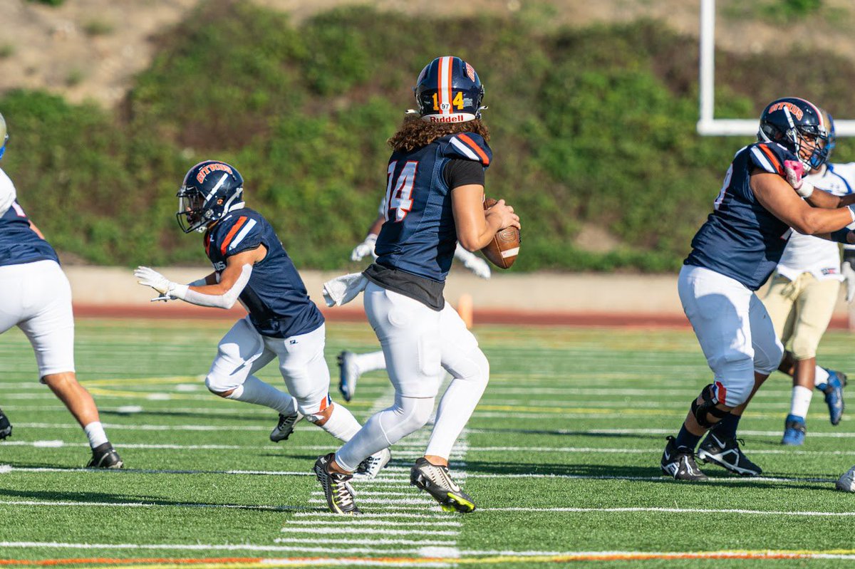 CitrusFootball's tweet photo. 🚨Game Day Countdown🚨 (14) Days Away 

#BlueCollarOwlStandard #CHouse #CitrUS #TheNest🦉🦉🦉 https://t.co/8zRQOjESUm