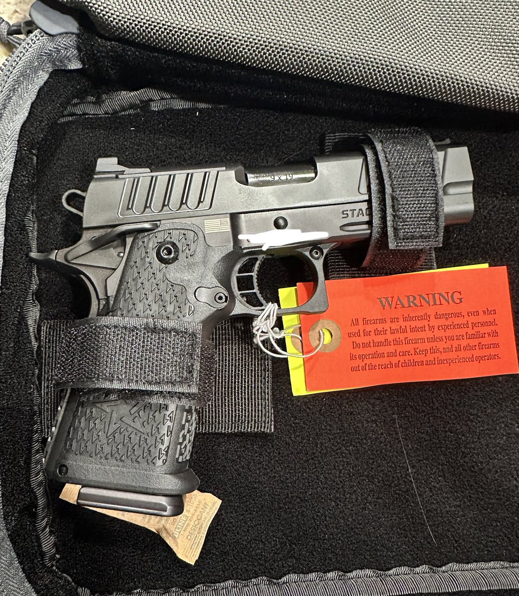 DonutOperator's tweet photo. Hell yeah just got the 2 Staccato pistols in for the officers who smoked the Nashville School Shooter https://t.co/aoE23GRS13