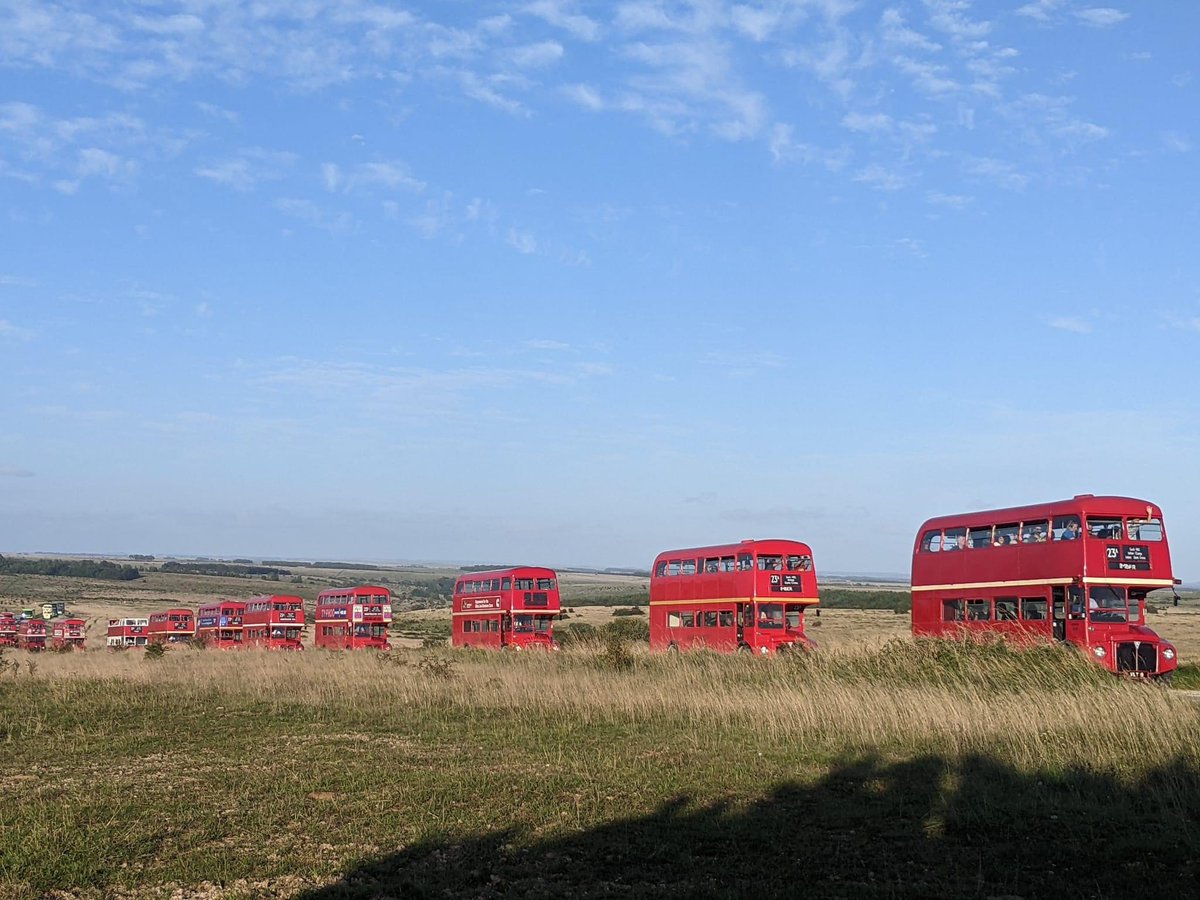 Super (but long!) day at <a href="/ImberbusUK/">Imberbus 🇺🇦🌻</a> today, topped off with the privilege of driving in the cavalcade. Looking forward to seeing pictures of RM9 during the day.