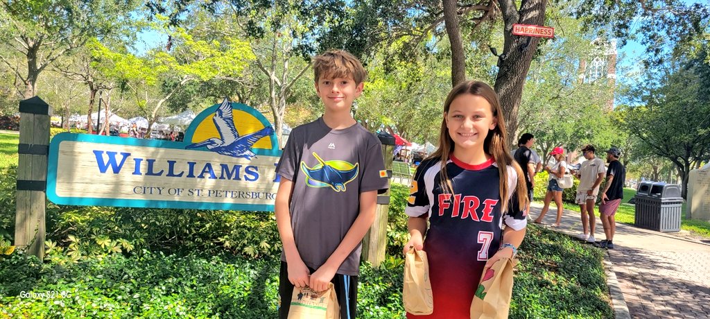 rpk8magnet's tweet photo. 5th Gr delivered PB&amp;Js &amp; positive messages after learning about using their voice and taking action to promote change in their community. True Ambassadors of Action! @alexismpastore @HillsboroughSch @jazlenegar @SDHCMagnet @WestshoreTampa #❤️RP #WeAreIB https://t.co/QNOtVKdRoB
