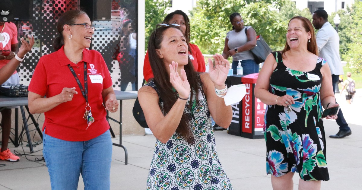 OSUEHEOUE's tweet image. Join us on Monday at the PAES building lawn and lobby for the Department of Human Sciences annual Welcome {Back} Festival! 

Monday, August 21 from 10:30 AM-12 PM join fellow students, staff and faculty for games, giveaways and more.