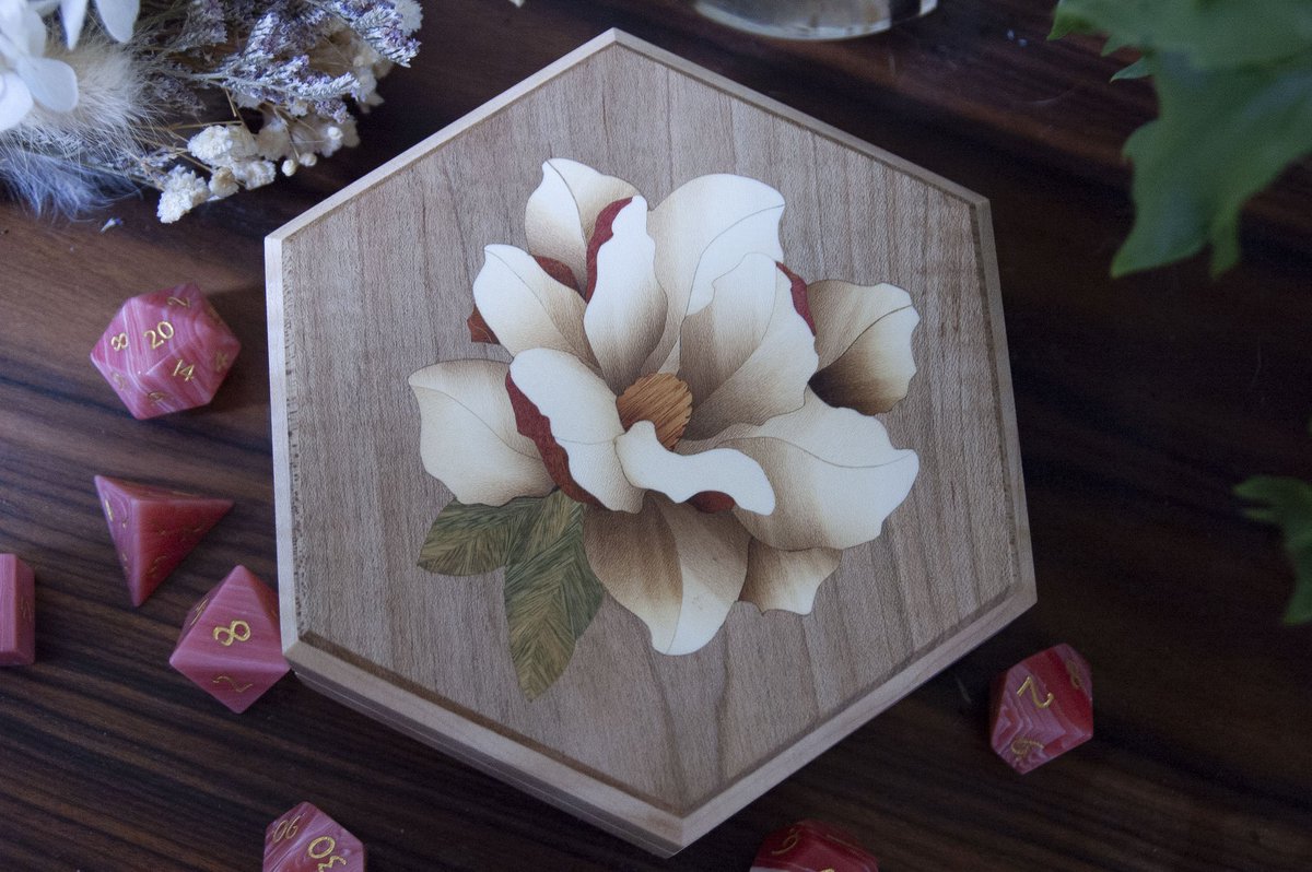 StingandSaw's tweet image. These designs and more coming this Monday at 6PM EST! 

Help me beat the algorithm and please repost and share. Thanks a bunch!!

#dicebox #ttrpg #dungeonsanddragons #dnd #pathfinder #dice