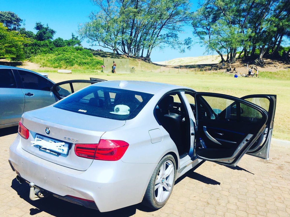 If you are planning to buy a Bavarian Motor Works (BMW), consider a “D”, avoid the “i” unless your pocket doesn’t mind on fuel. #Siya #Kolisi #BMW #Sheerdrivingpleasure