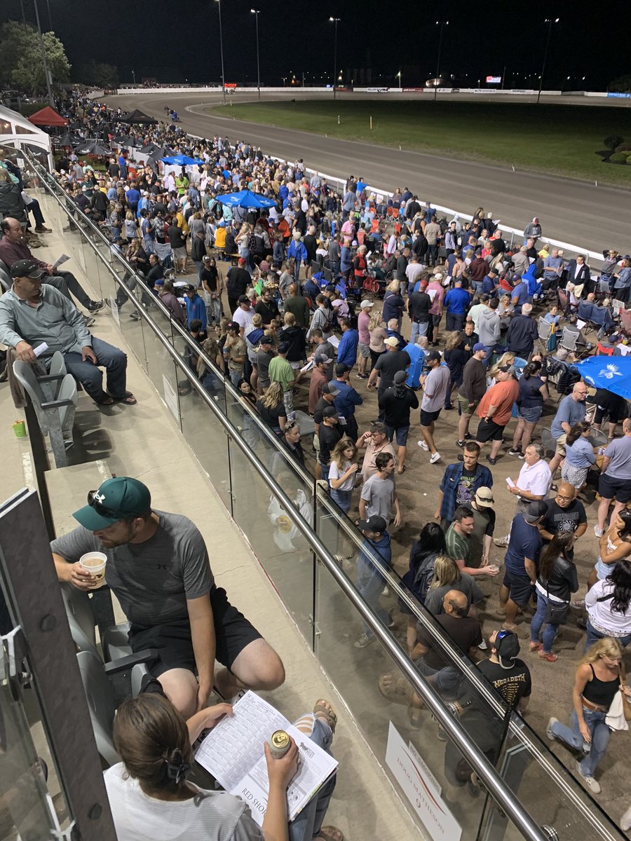 playbyplayguy's tweet image. A large crowd at the Gold Cup and Saucer as expected.   The excitement in the air is definitely something you can feel.