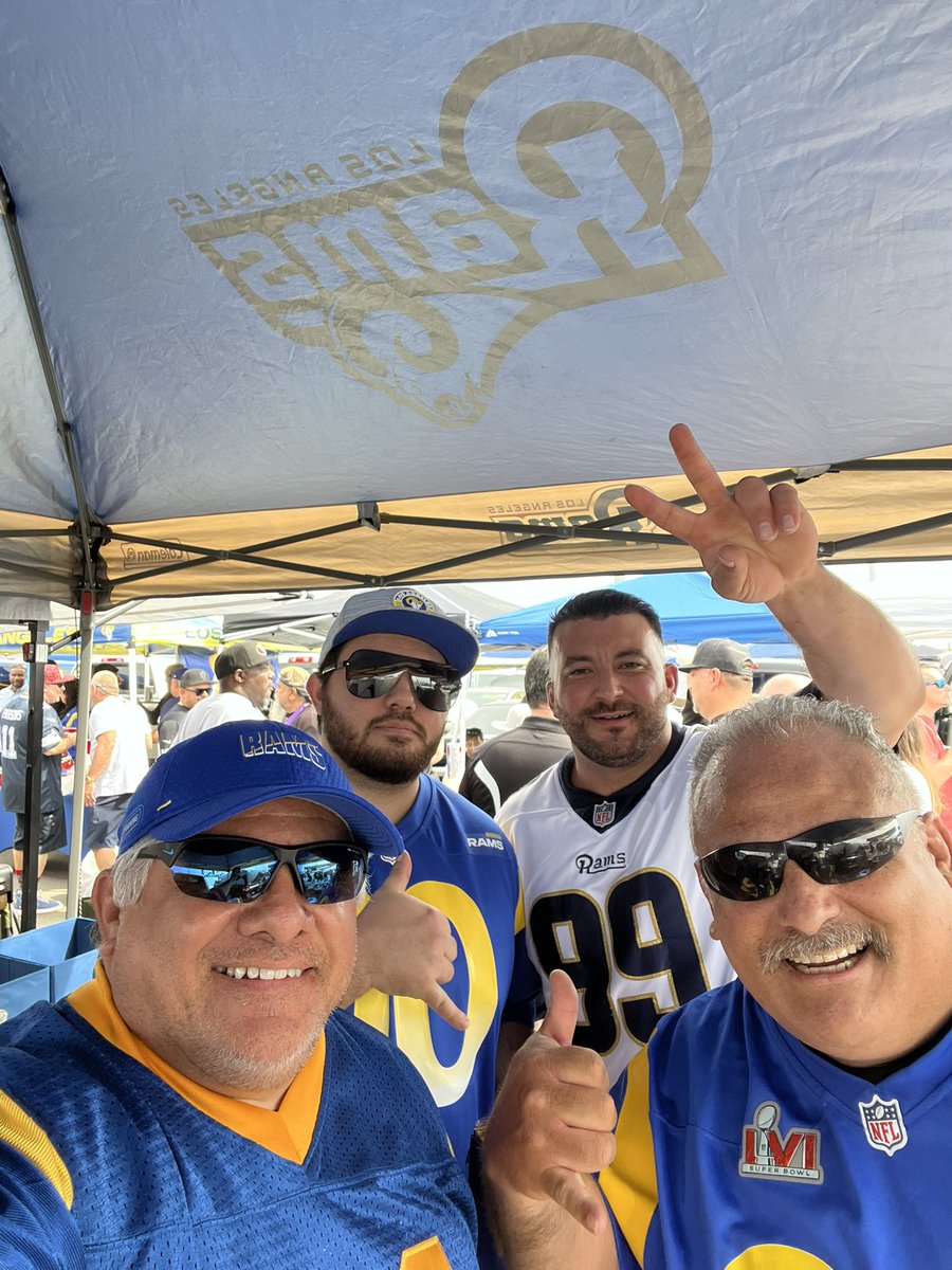 OnGrnN2's tweet photo. #RamsHouse https://t.co/FebfRH27iN