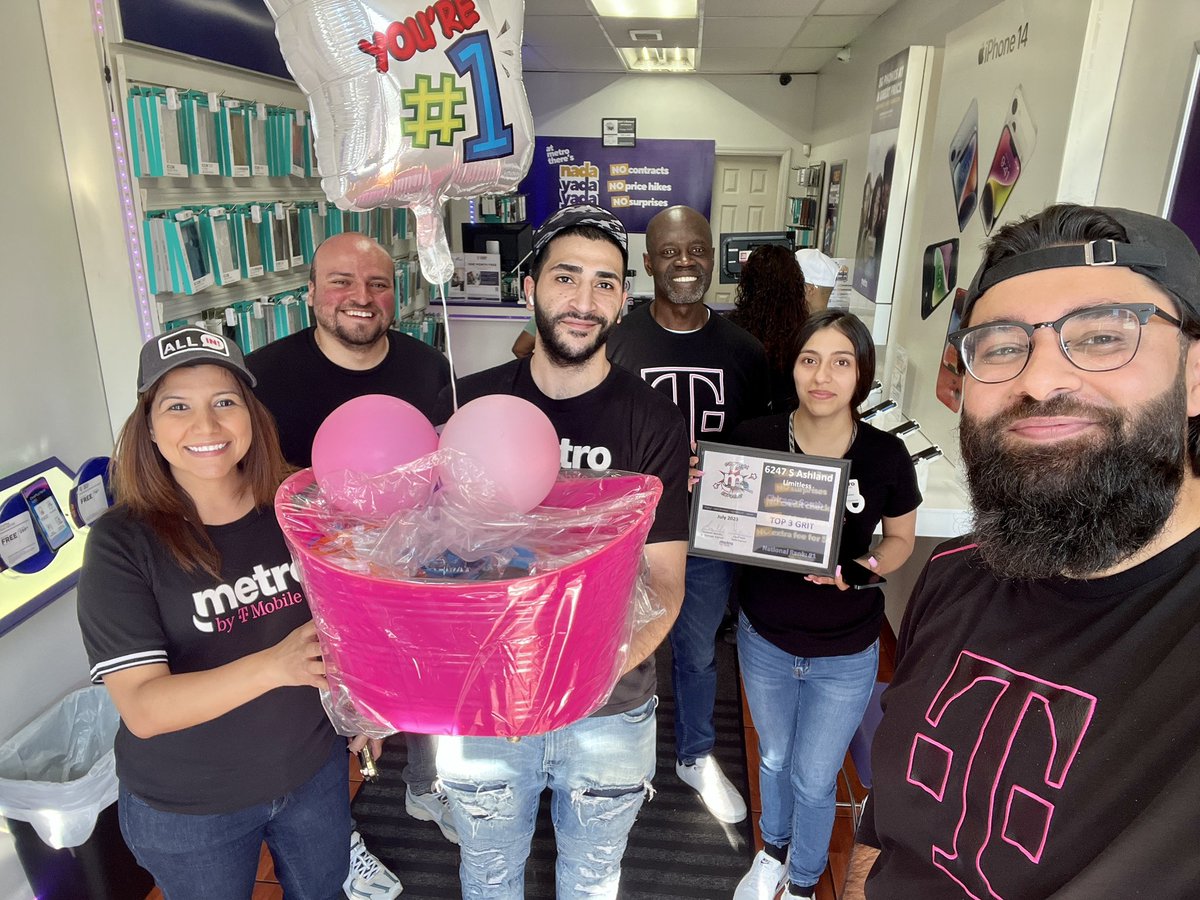 Saad Yasin (@saadyasin54) on Twitter photo Big shoutout to the #1 STORE in all of prepaid for July!! Limitless wireless on 63rd!! They only believe in Great customer service and kick ass performance! Nada of that Yada yada the other guys got! #OGGritTour #CentralEast <a href="/LizMorelos3/">Liz Morelos</a> <a href="/WinstonAwadzi/">Winston Awadzi</a> <a href="/thayesnet/">Terry Hayes</a> #NadaYadaYada Big shoutout to the #1 STORE in all of prepaid for July!! Limitless wireless on 63rd!! They only believe in Great customer service and kick ass performance! Nada of that Yada yada the other guys got! #OGGritTour #CentralEast <a href="/LizMorelos3/">Liz Morelos</a> <a href="/WinstonAwadzi/">Winston Awadzi</a> <a href="/thayesnet/">Terry Hayes</a> #NadaYadaYada