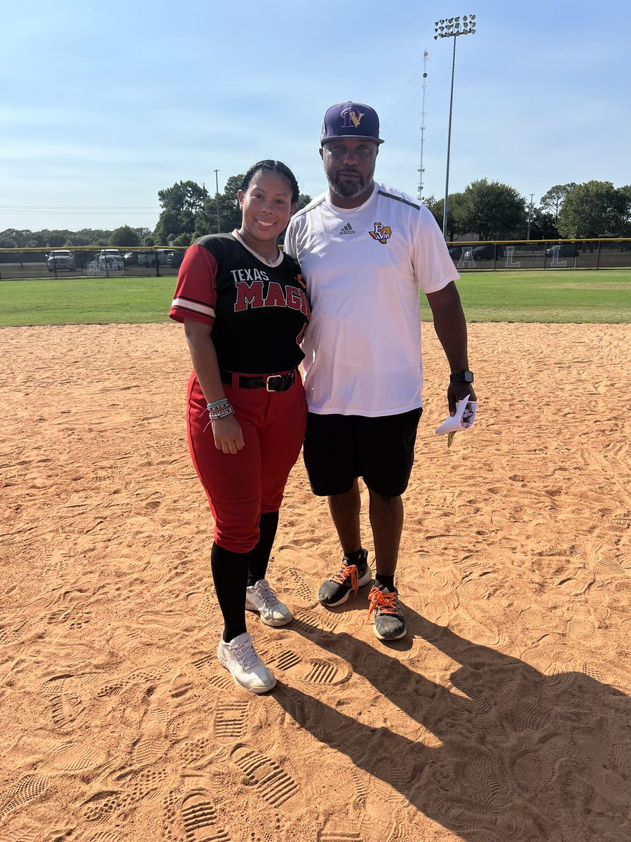 aidanjohnson42's tweet photo. Had a great time today at the PVAMU camp! I learned so much from these amazing coaches today. @pvamusoftball @TxMagicRam @TXMagicSoftball https://t.co/b6NIGyjxp3