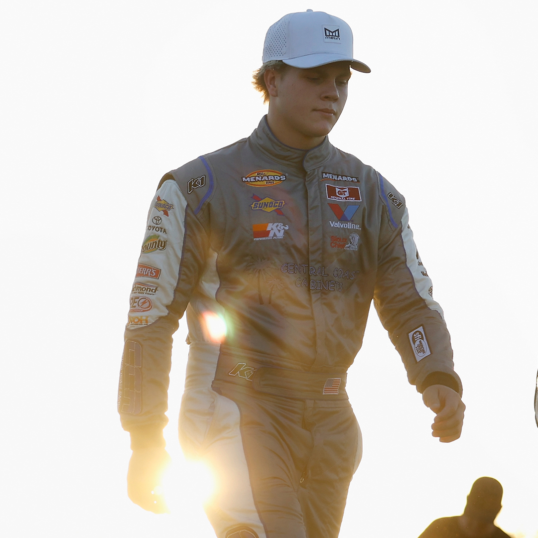 ARCA_Racing's tweet photo. The #GTPoleAward winner at @EVGSpeedway is @TylerReif7!

See you at 6:30 p.m. PT / 9:30 p.m. ET on @FloRacing 

Qualifying results: https://t.co/pYkVx7n0RZ https://t.co/xnkIokCX58