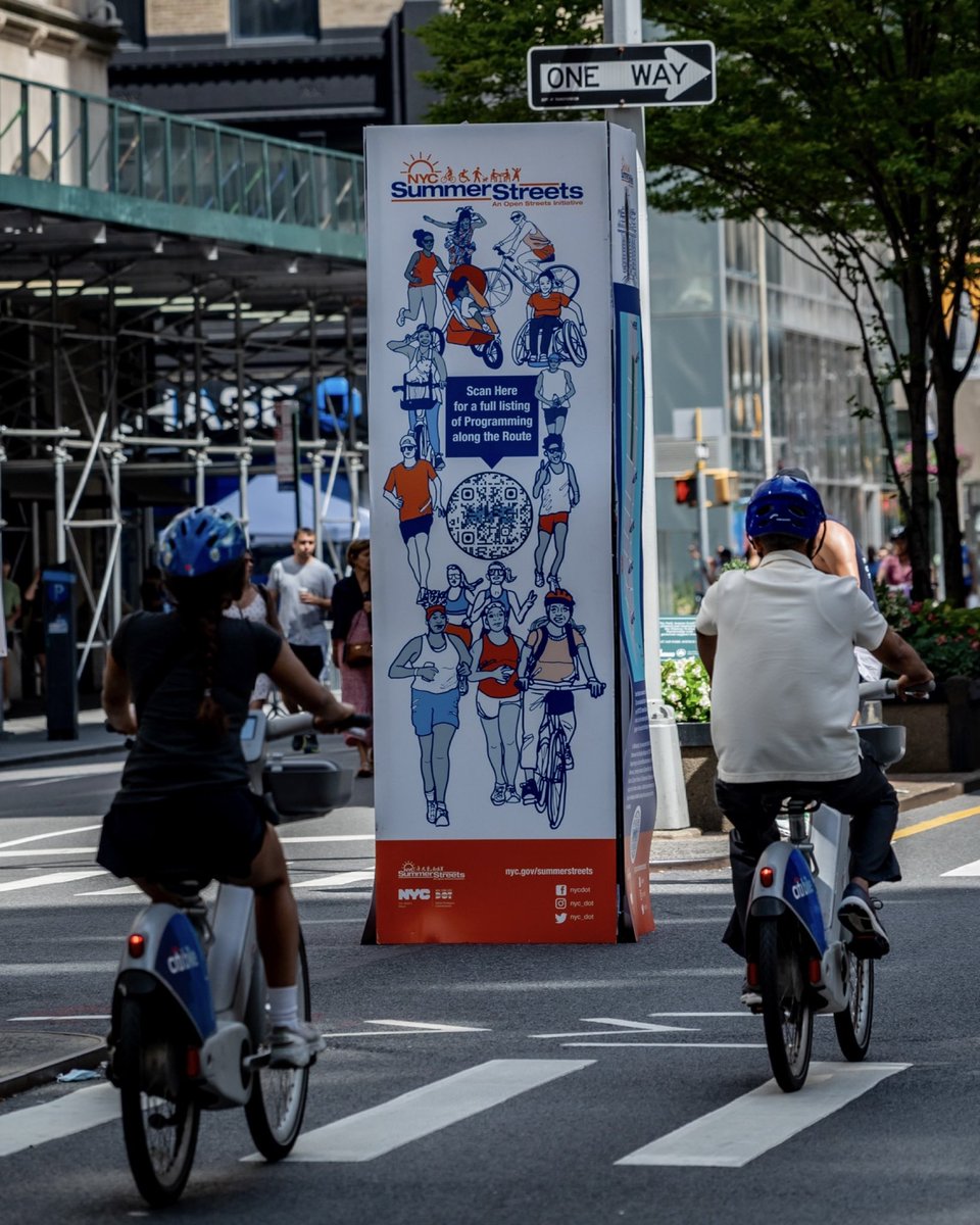 bwillschcreat_'s tweet photo. Walkers, runners, and bikers took to the streets for Manhattan’s final NYC Summer Streets day of the year. The celebration stretched from Harlem to the Brooklyn Bridge, opening this space for all to enjoy this beautiful Saturday.
#nycsummerstreets #nycdot #bwillschcreative https://t.co/5dvcf06m71