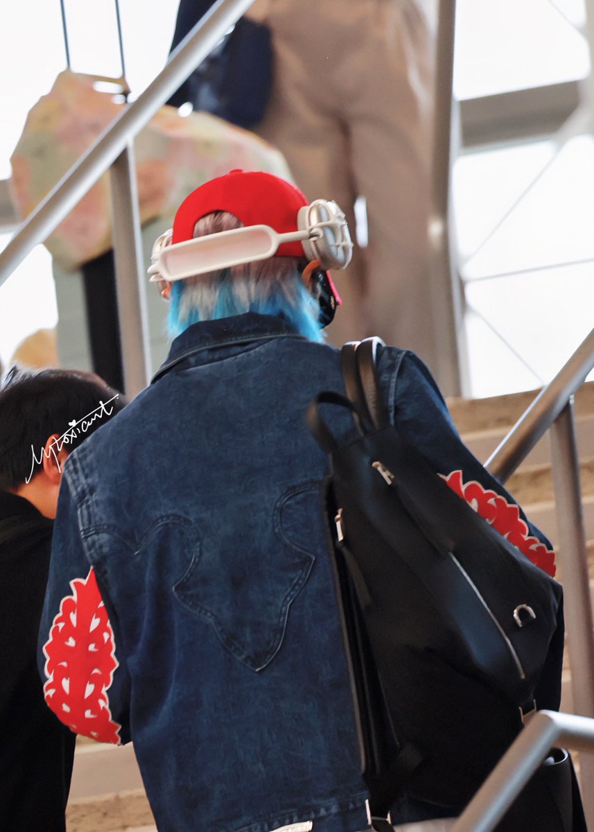 MyToxicant's tweet photo. 20230819 LAX🛫
Animation character?
#KCON #LA 
#TAEYONG #태용 #TAEYONGatKCONLA2023
#NCT #NCT127 https://t.co/MT1IeHAaIK